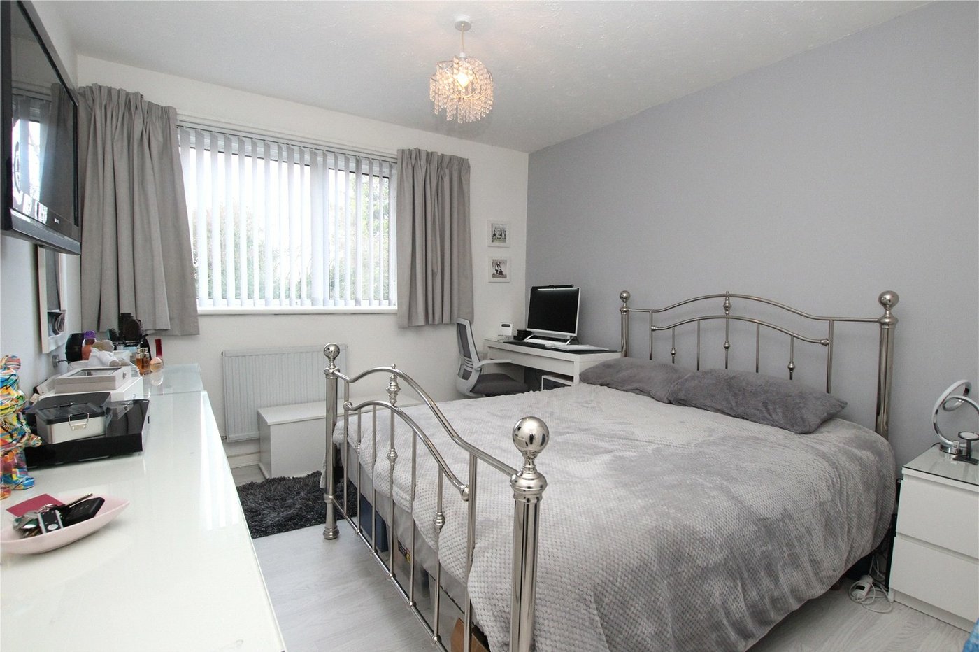 2 bedroom property for sale in Shooters Hill | Robinson Jackson
