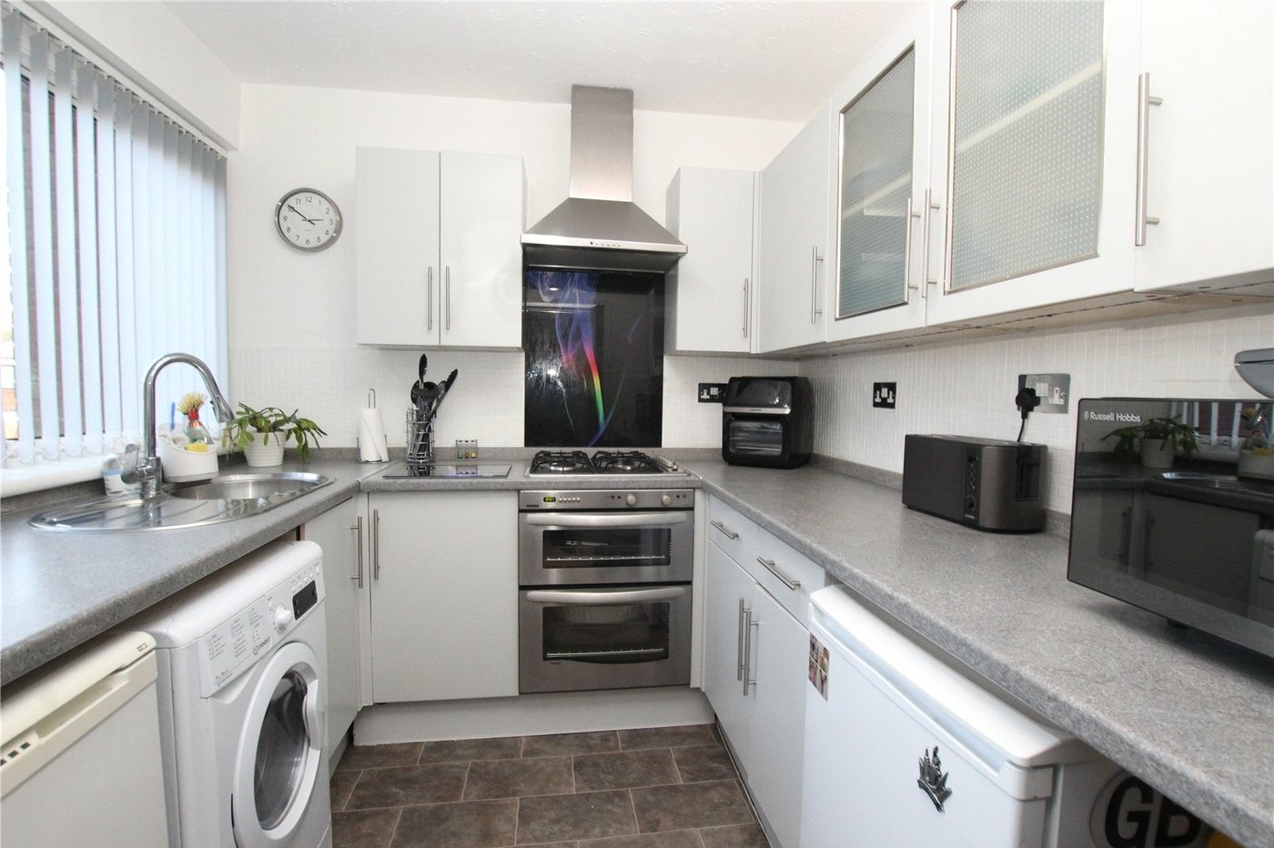 2 bedroom property for sale in Shooters Hill | Robinson Jackson