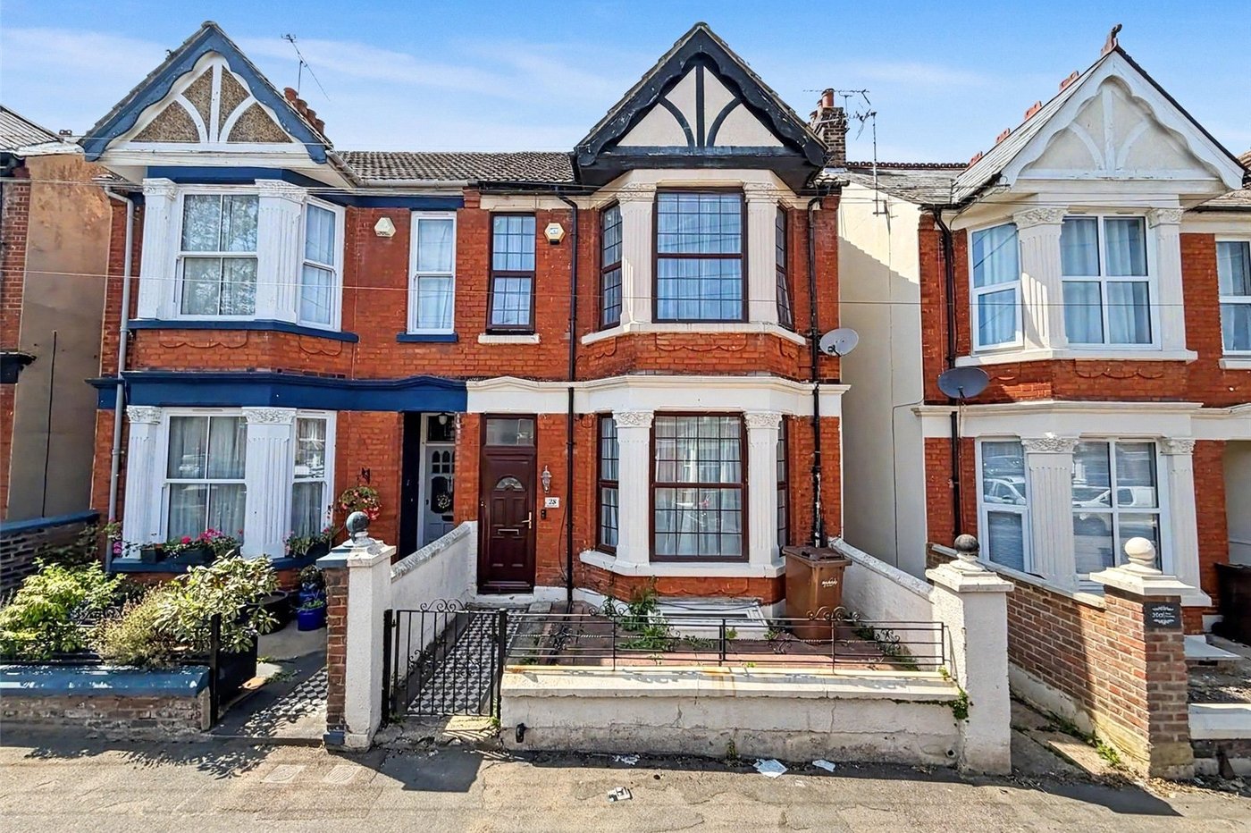 4 bedroom house for sale in Gillingham | Robinson Michael & Jackson