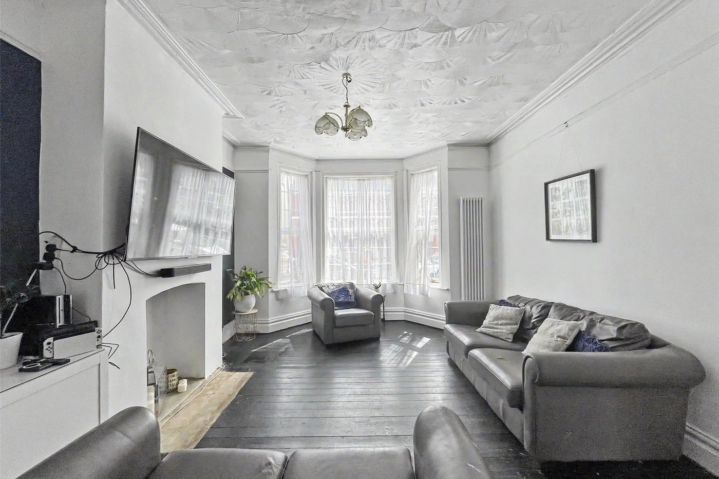 4 bedroom house for sale in Gillingham | Robinson Michael & Jackson