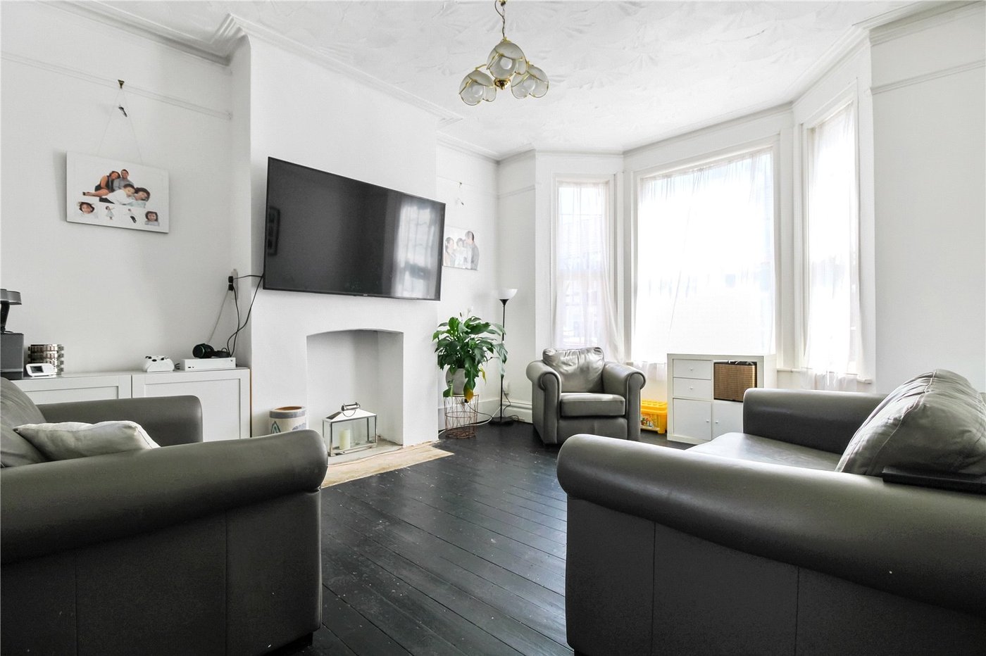 4 bedroom house for sale in Gillingham | Robinson Michael & Jackson