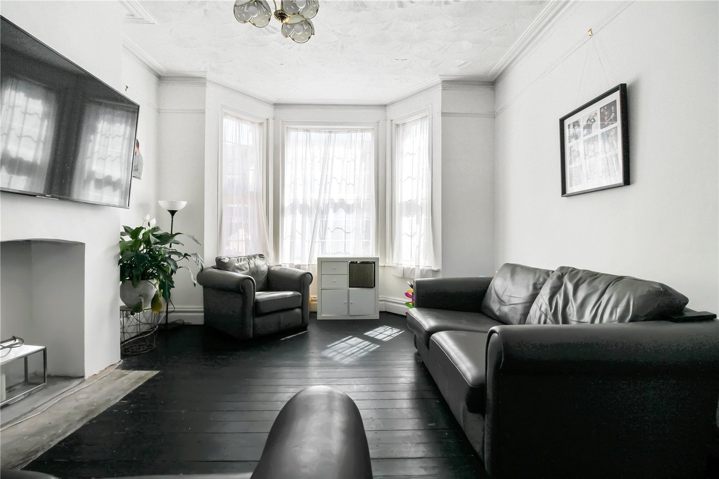 4 bedroom house for sale in Gillingham | Robinson Michael & Jackson