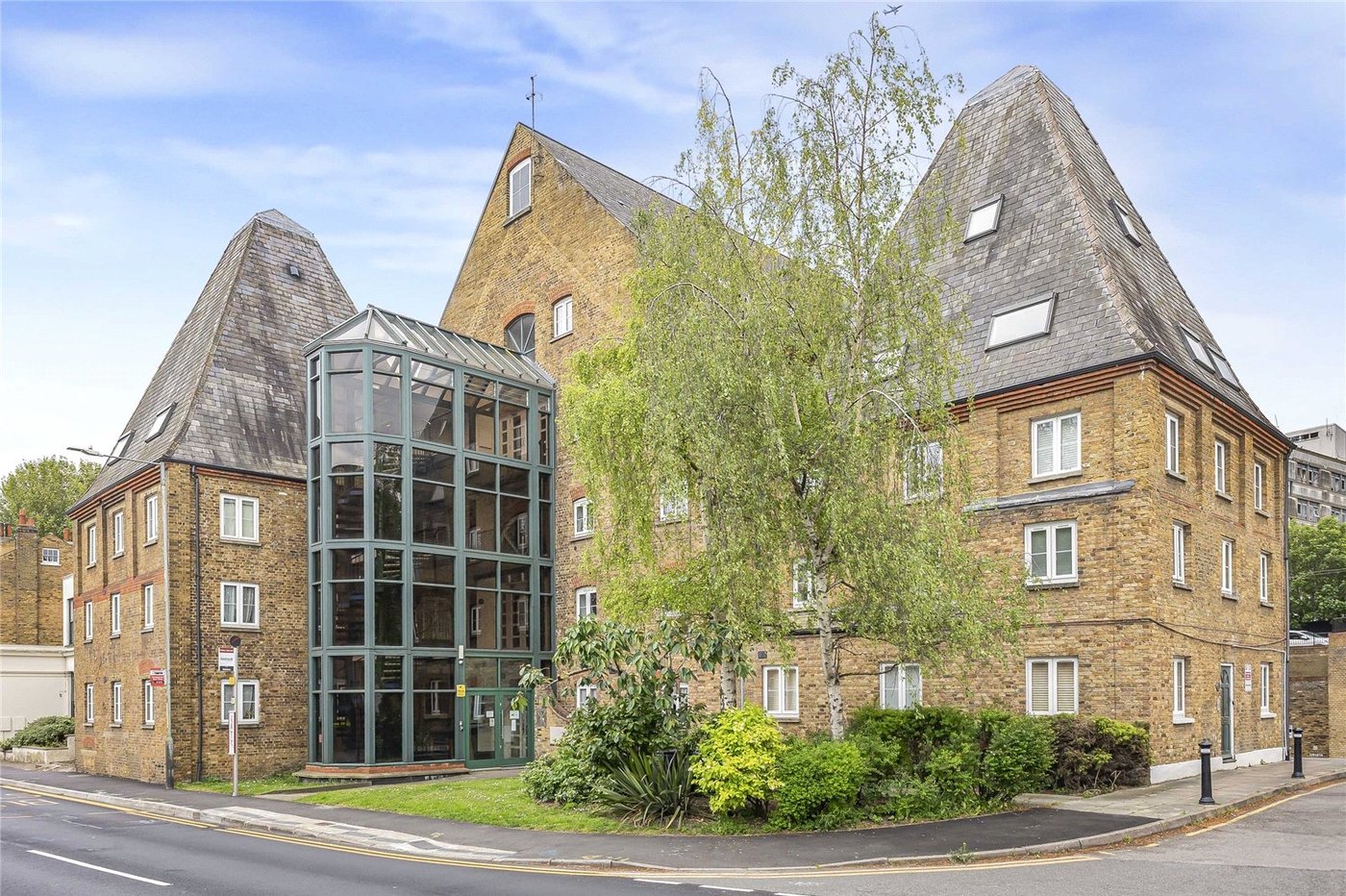 1 bedroom property for sale in Gravesend | Robinson Michael & Jackson