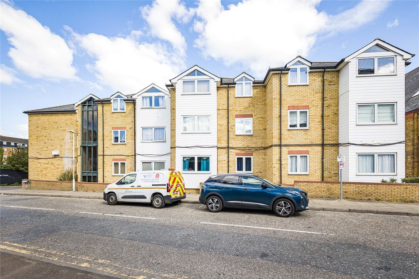 1 bedroom property for sale in Gravesend | Robinson Michael & Jackson