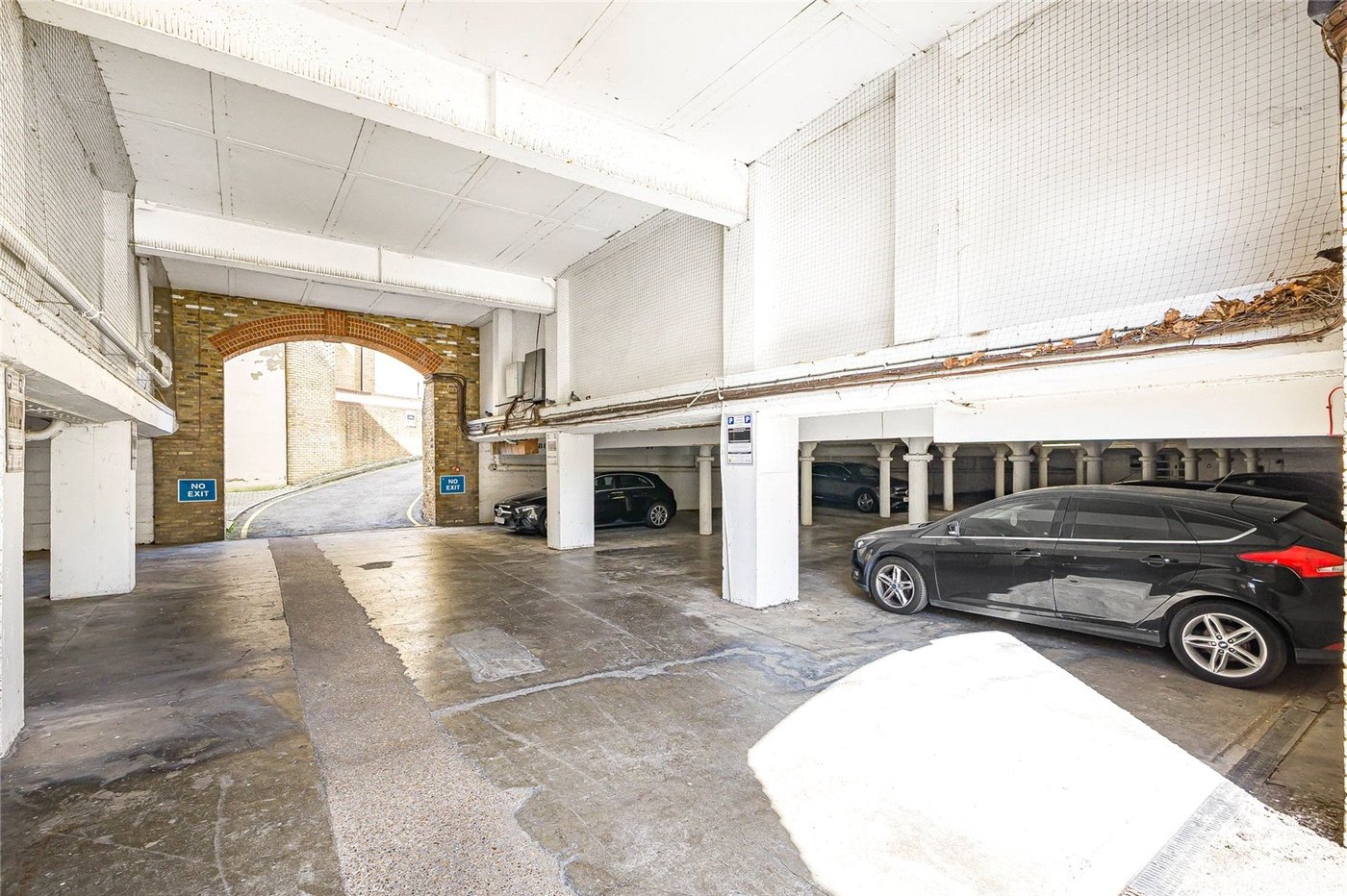 1 bedroom property for sale in Gravesend | Robinson Michael & Jackson