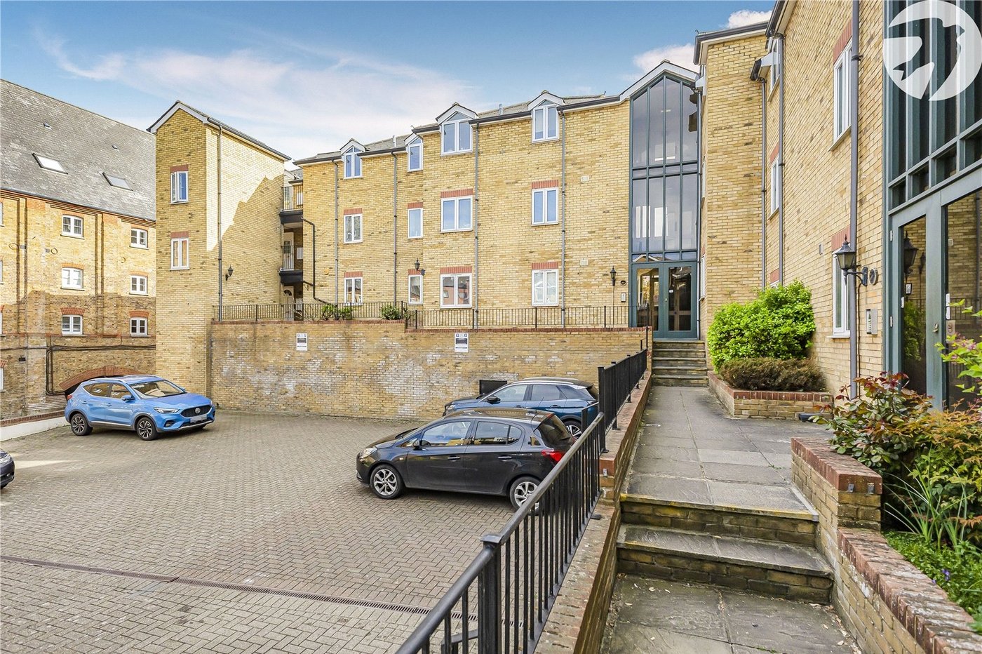 1 bedroom property for sale in Gravesend | Robinson Michael & Jackson