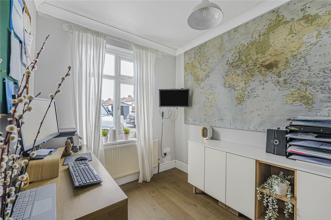 4 bedroom house for sale in Welling | Robinson Jackson