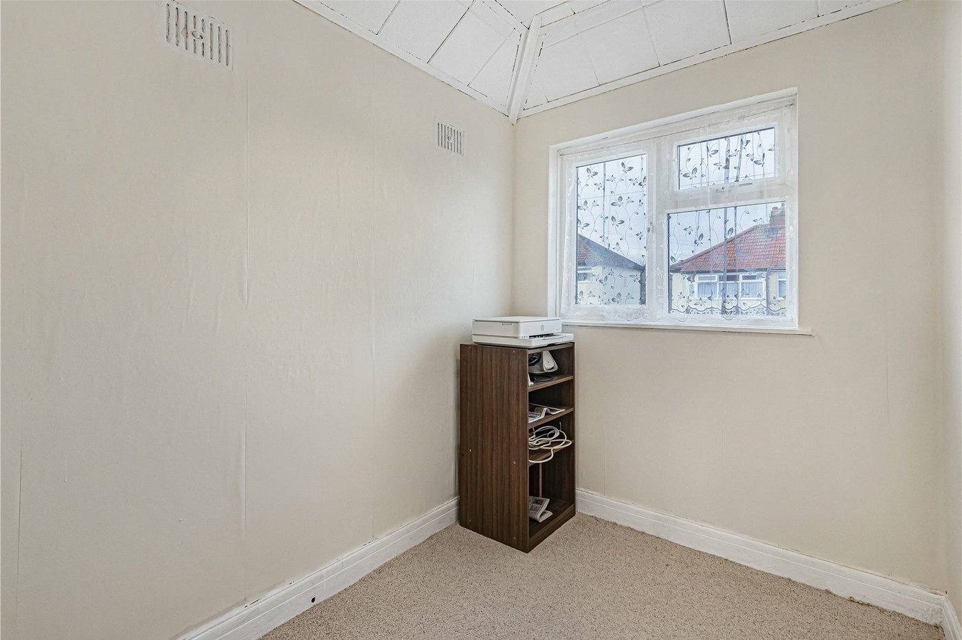 3 bedroom house for sale in South Welling | Robinson Jackson