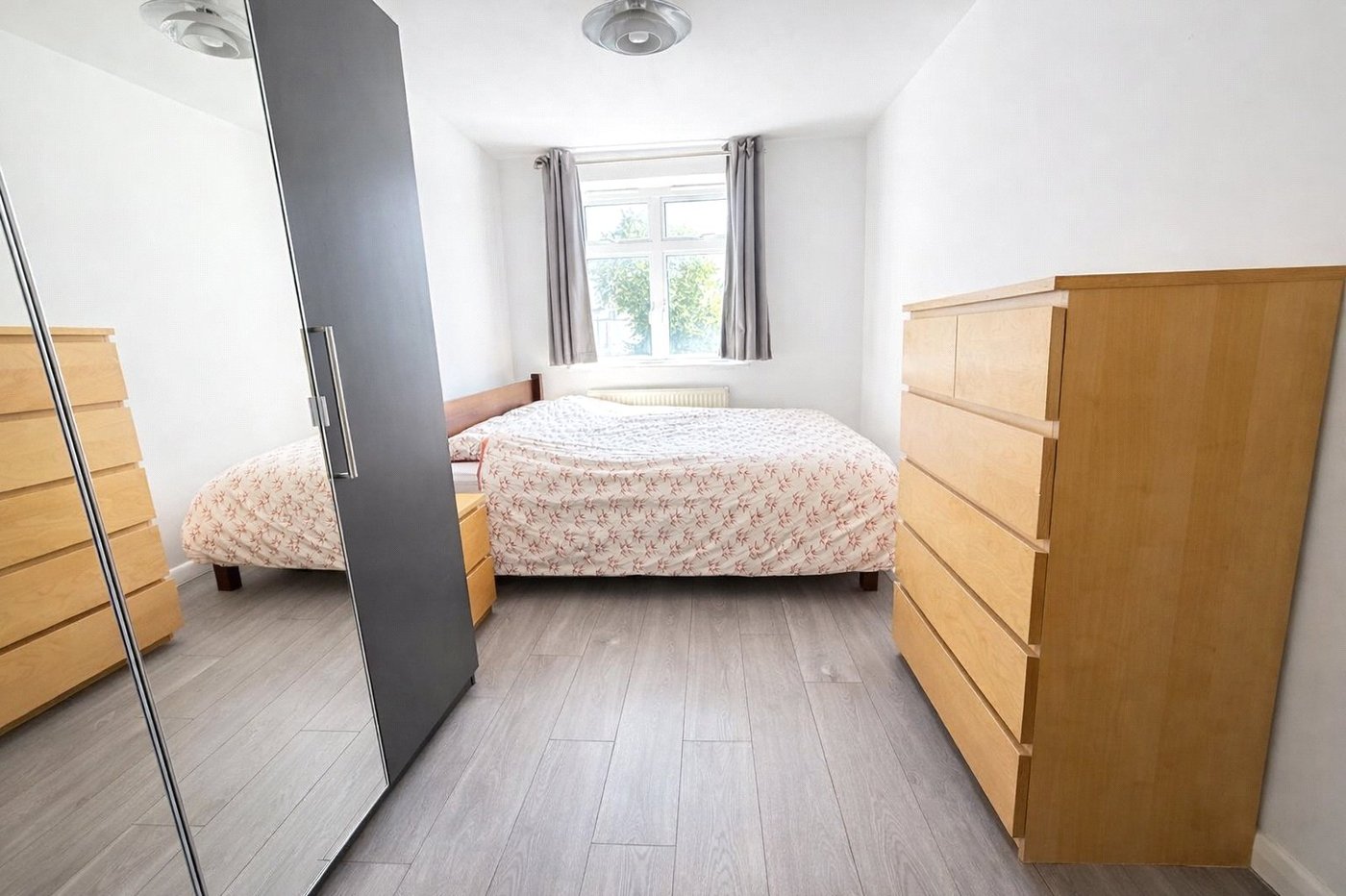 1 bedroom property for sale in London | Robinson Jackson