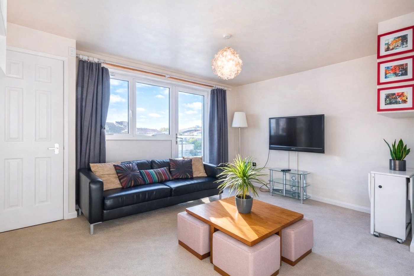 1 bedroom property for sale in London | Robinson Jackson