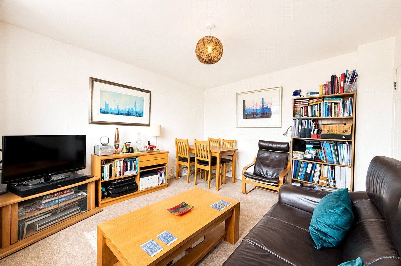 1 bedroom property for sale in London | Robinson Jackson