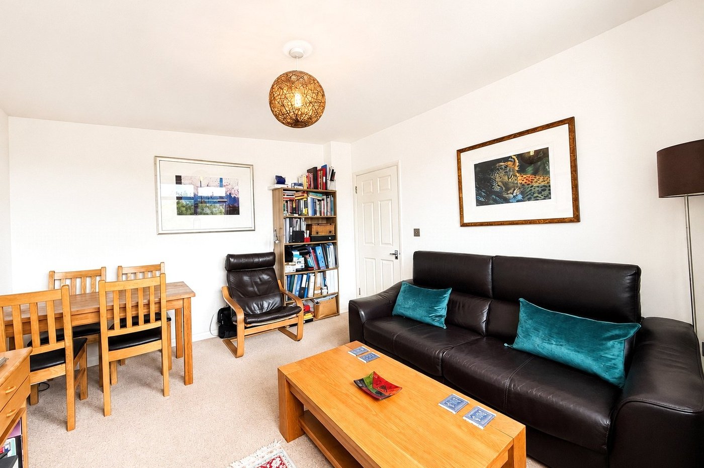 1 bedroom property for sale in London | Robinson Jackson