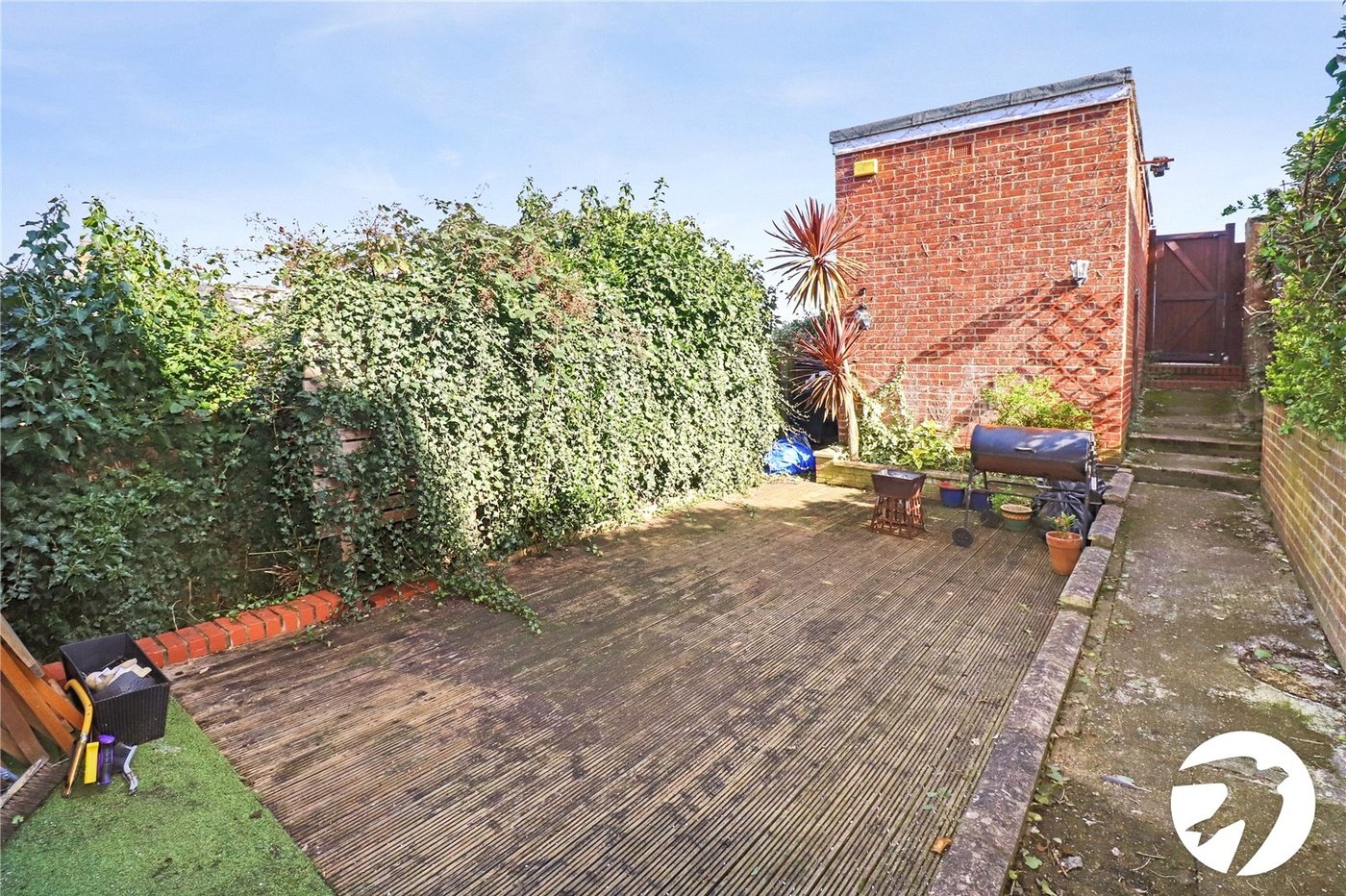 2 bedroom house for sale in Belvedere | Robinson Jackson