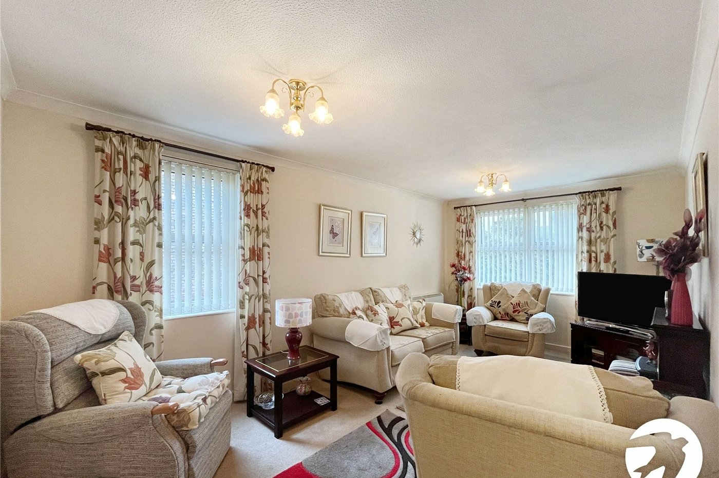 1 bedroom property for sale in West Street | Robinson Michael & Jackson