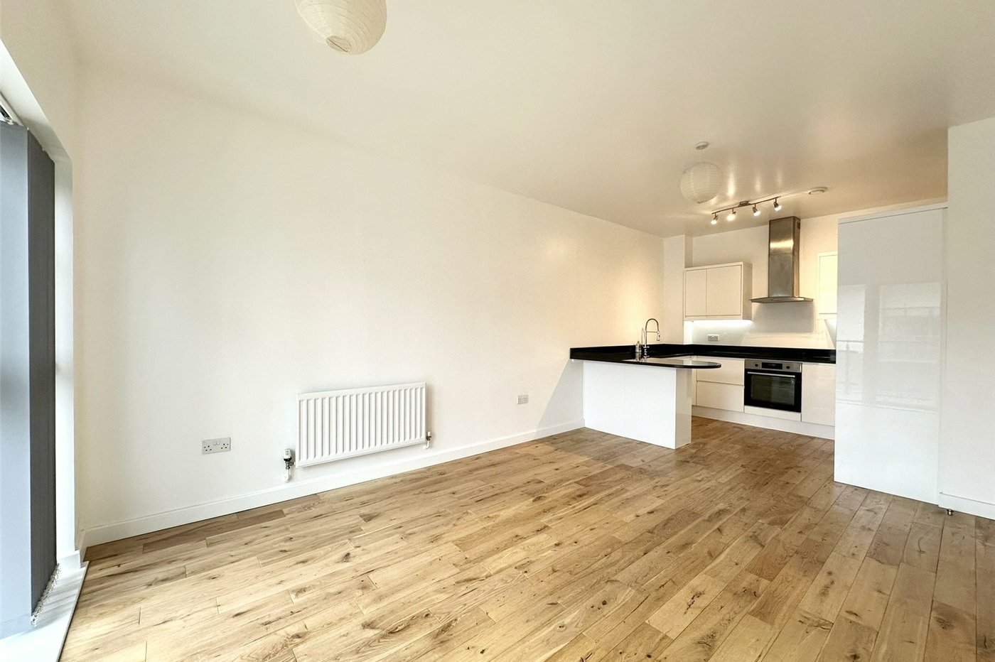 2 bedroom property for sale in Greenhithe | Robinson Jackson