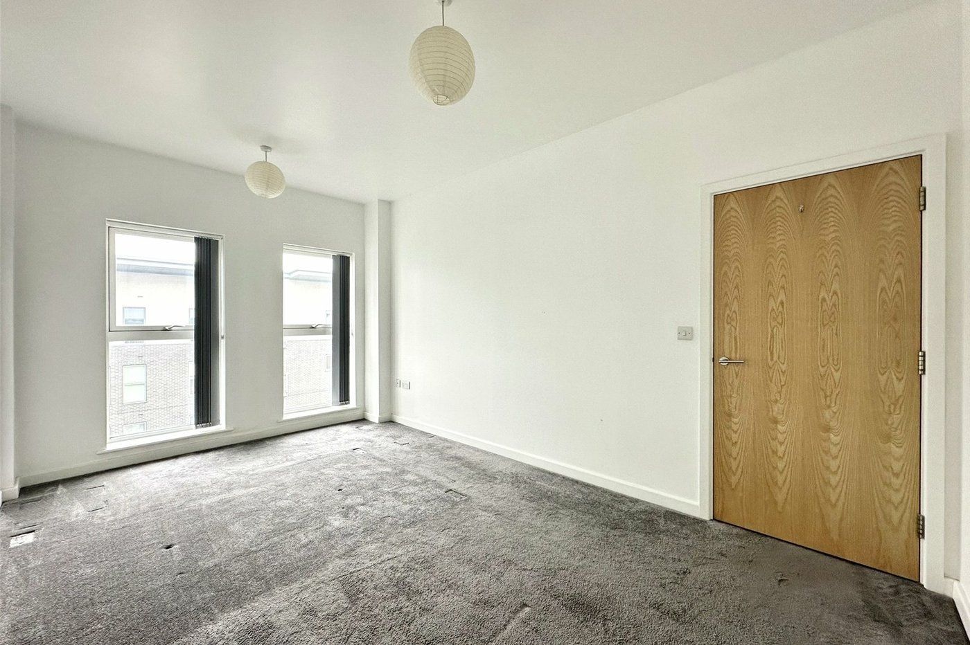 2 bedroom property for sale in Greenhithe | Robinson Jackson