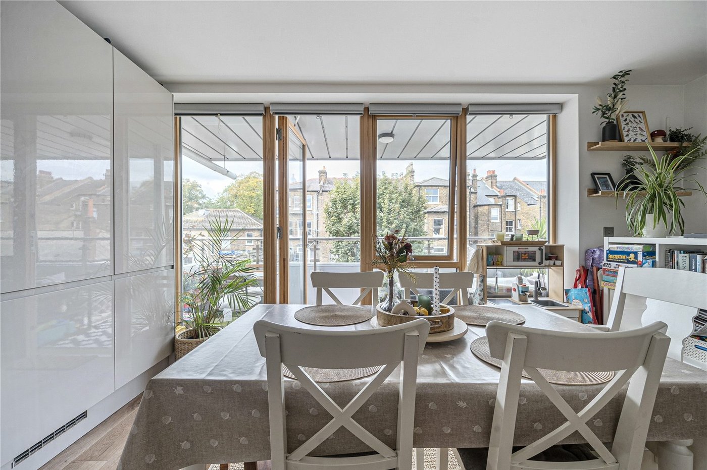 2 bedroom property for sale in Forest Hill | Robinson Jackson