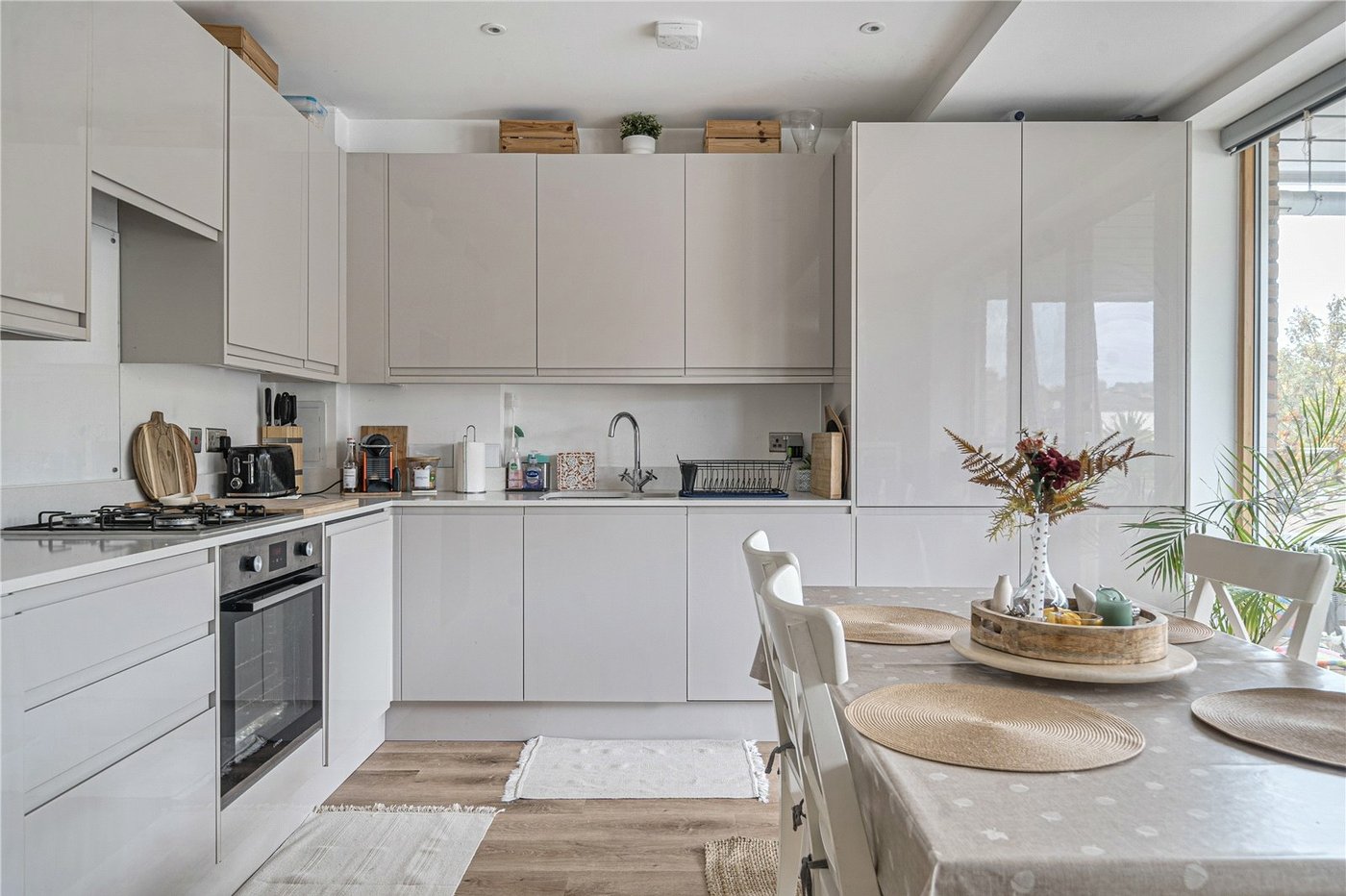 2 bedroom property for sale in Forest Hill | Robinson Jackson