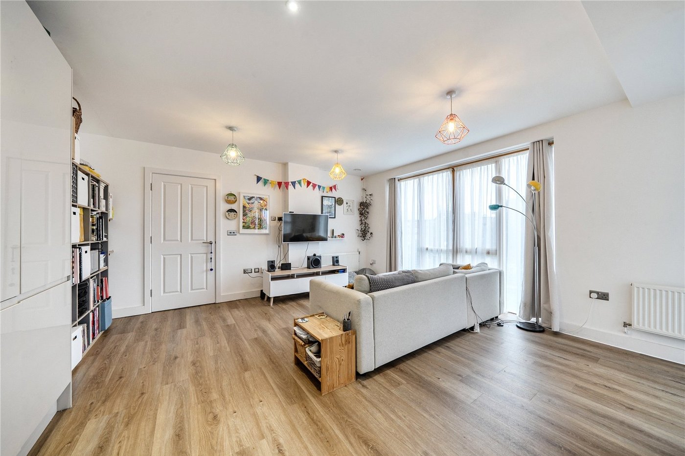 3 bedroom property for sale in Forest Hill | Robinson Jackson