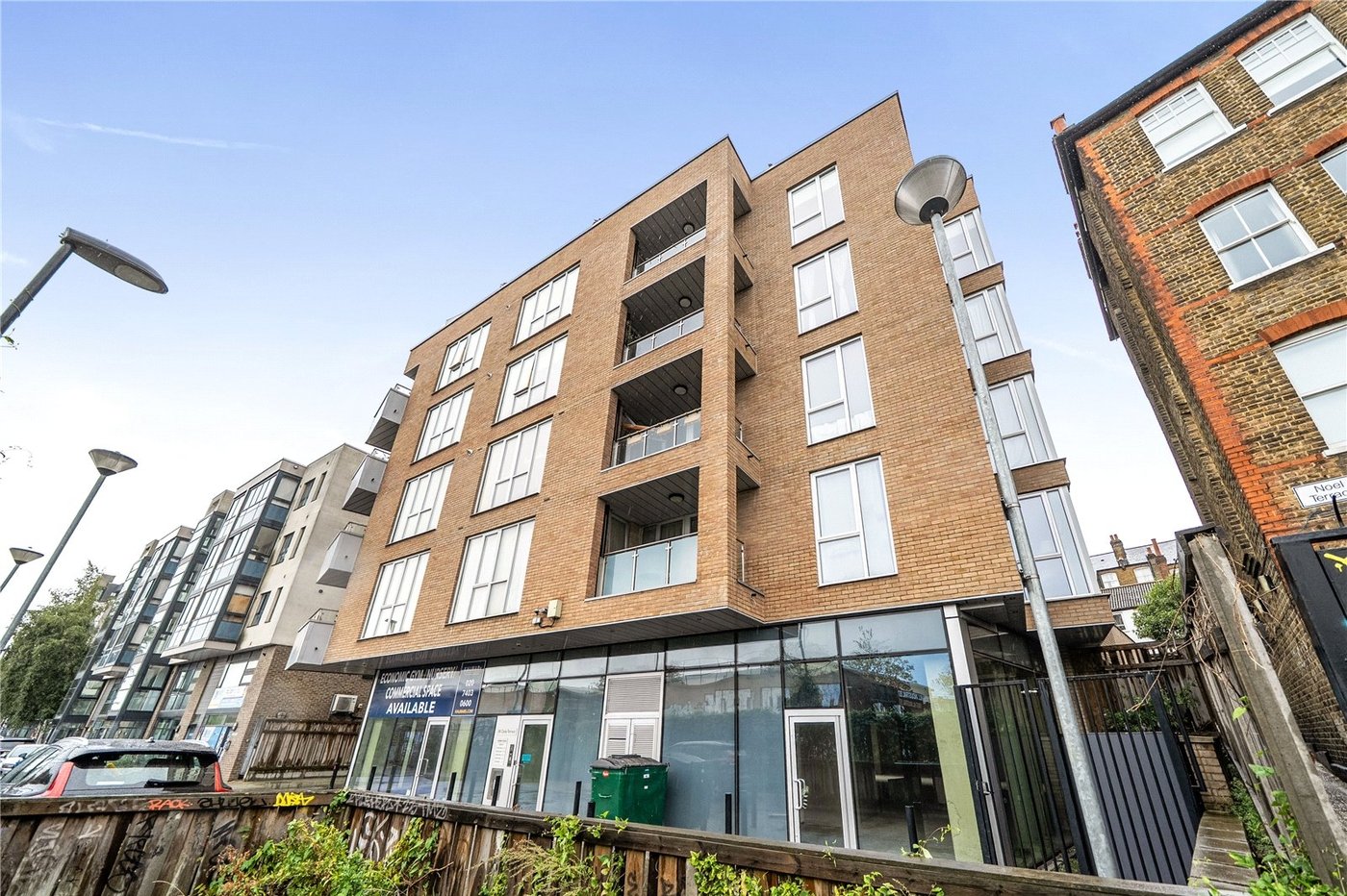 3 bedroom property for sale in Forest Hill | Robinson Jackson