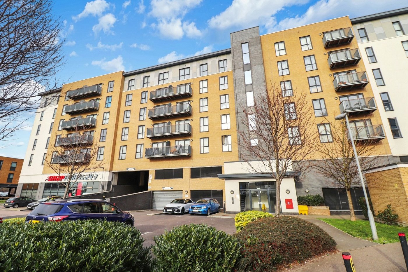 2 bedroom property for sale in Belvedere | Robinson Jackson