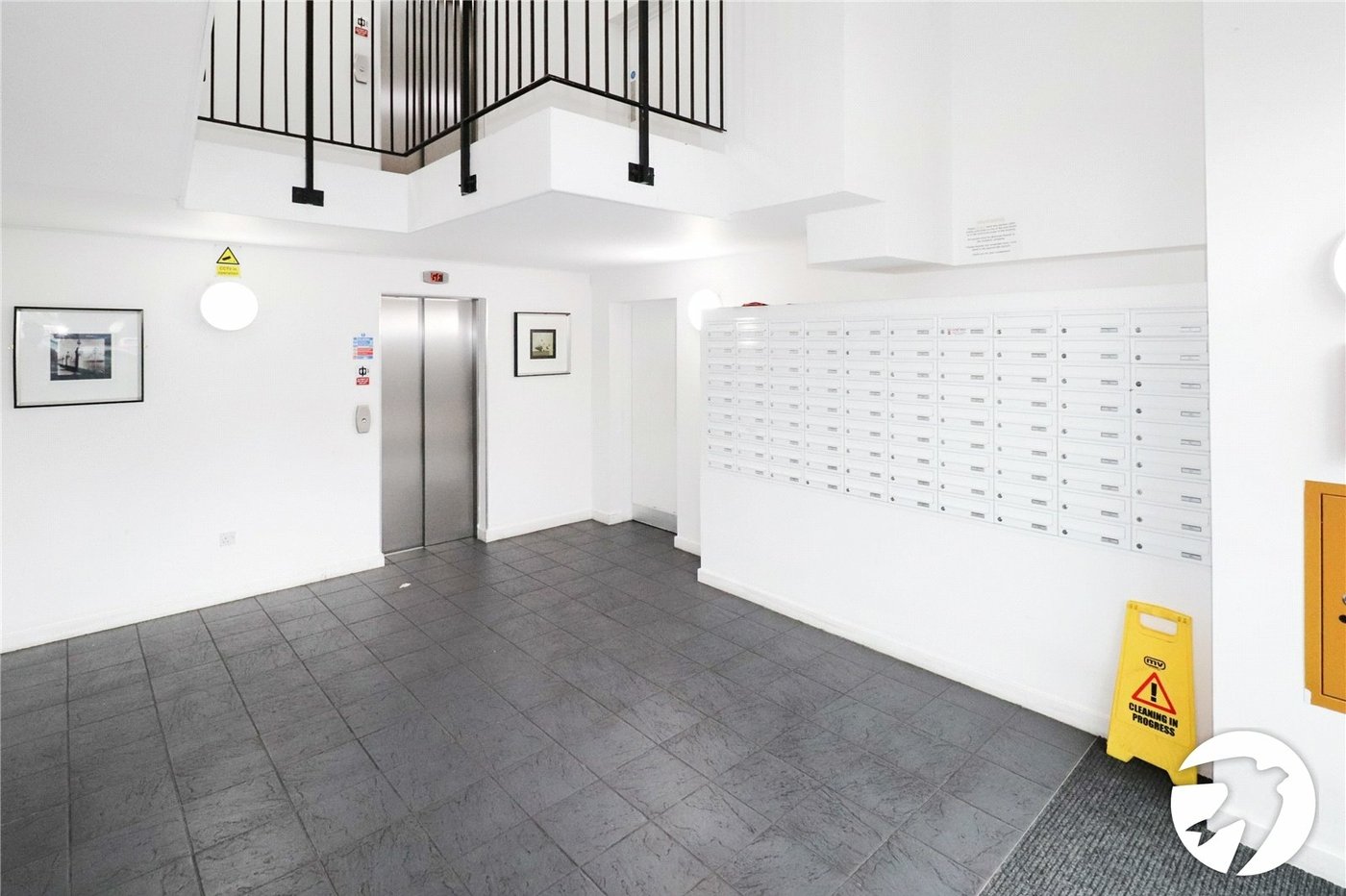 2 bedroom property for sale in Belvedere | Robinson Jackson