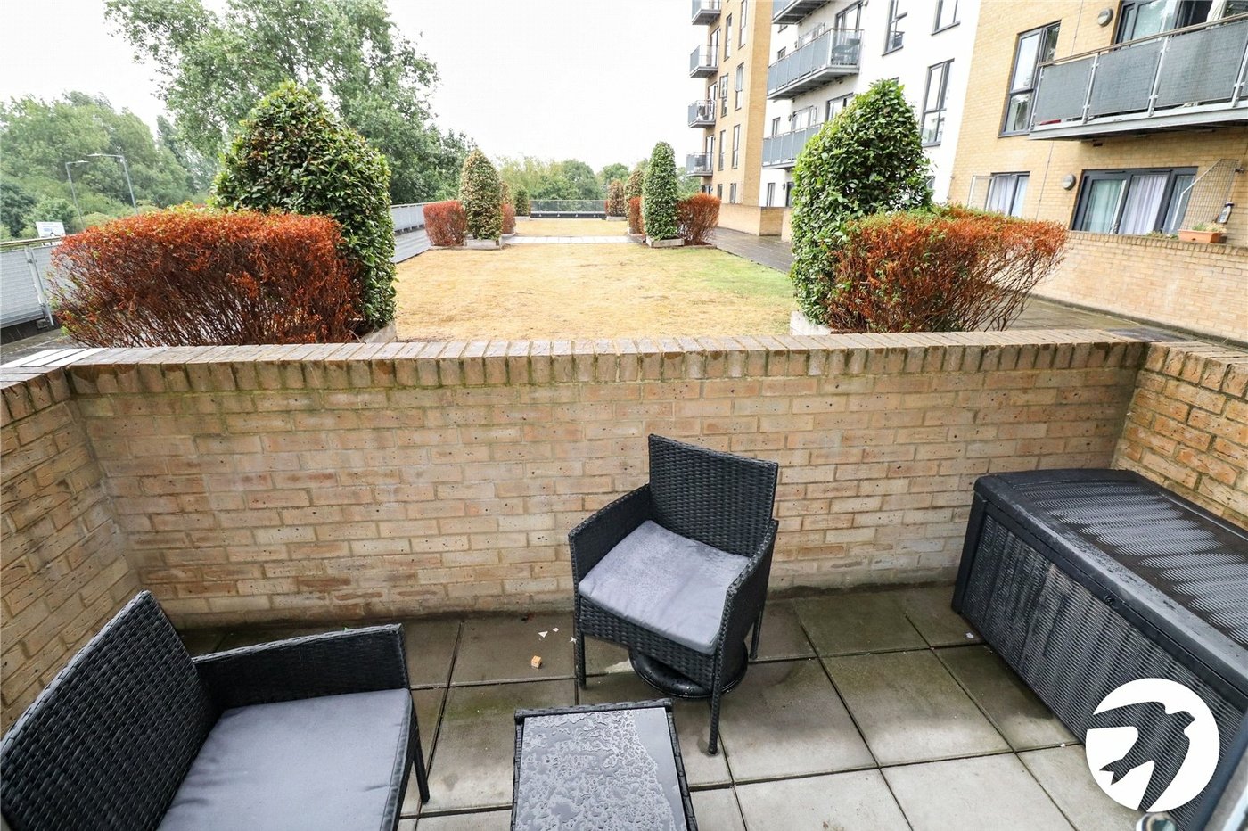 2 bedroom property for sale in Belvedere | Robinson Jackson