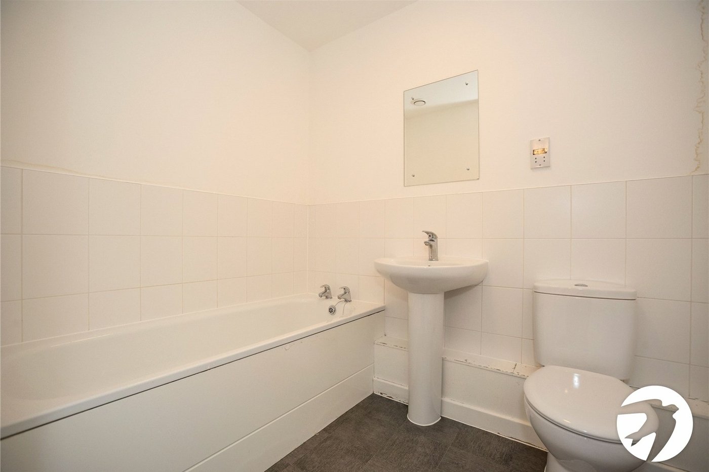 2 bedroom property for sale in Belvedere | Robinson Jackson