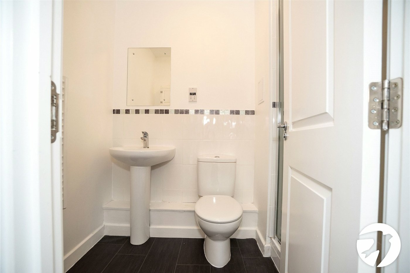 2 bedroom property for sale in Belvedere | Robinson Jackson