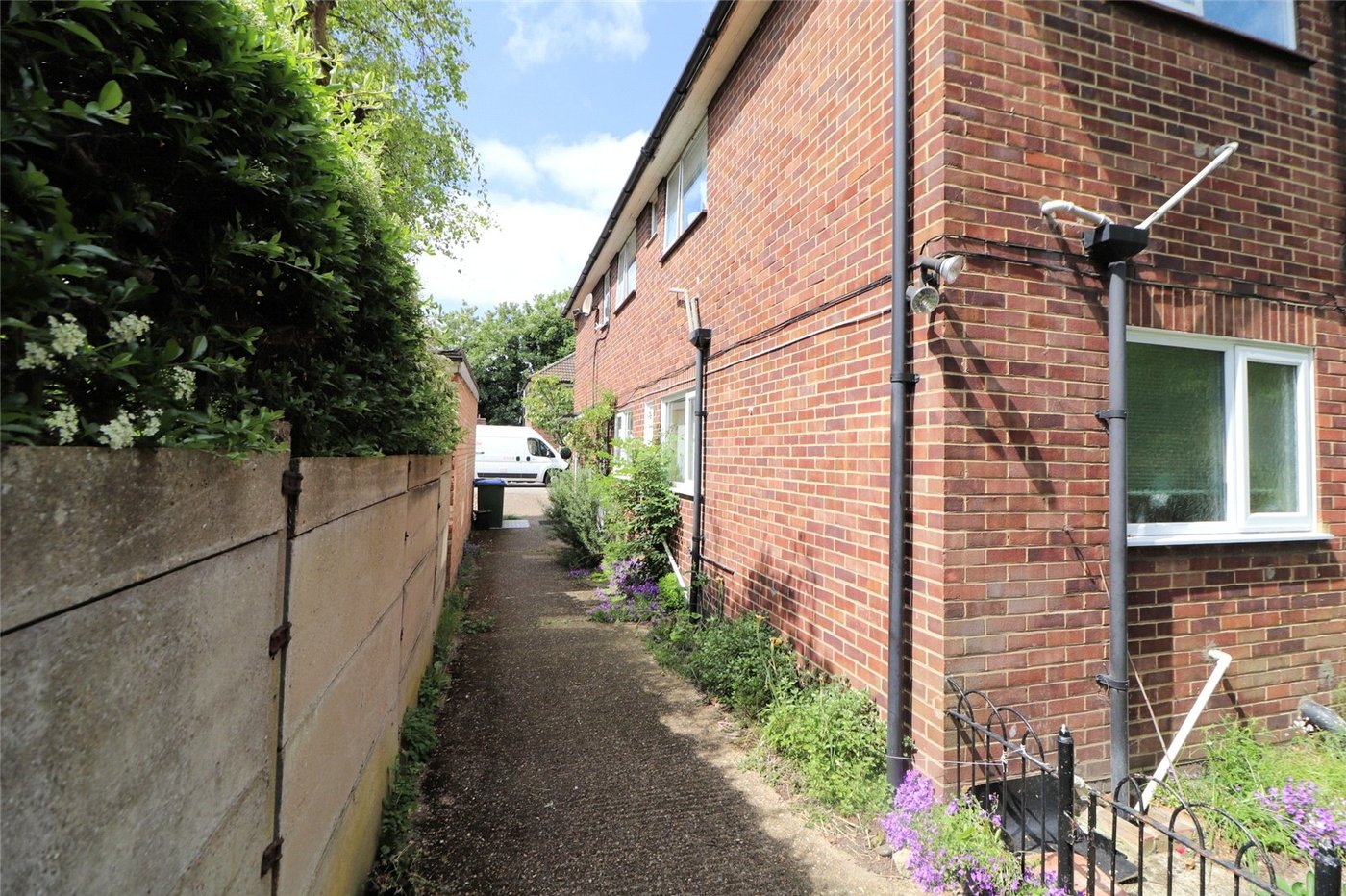 Property for sale in Lesney Park, Erith, DA8 Robinson Jackson