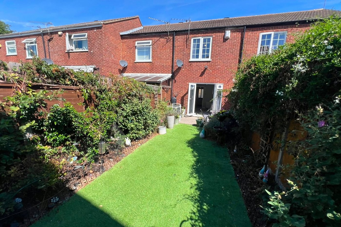 2 bedroom house for sale in Gravesend | Robinson Michael & Jackson