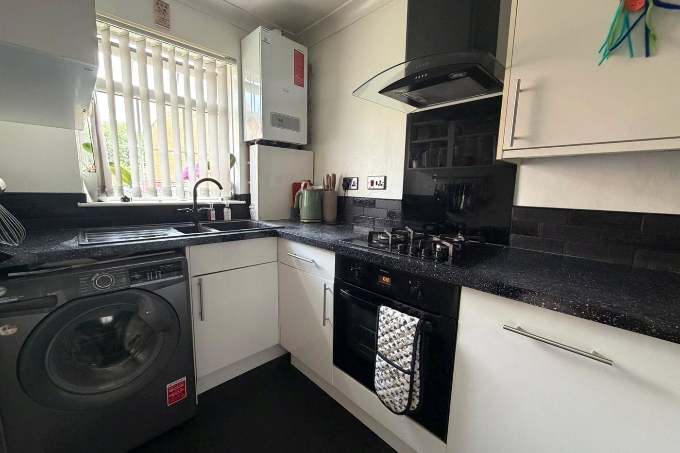 2 bedroom house for sale in Gravesend | Robinson Michael & Jackson