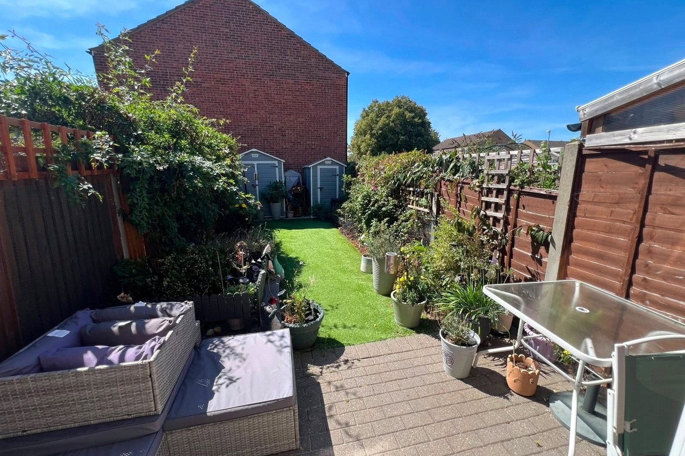 2 bedroom house for sale in Gravesend | Robinson Michael & Jackson
