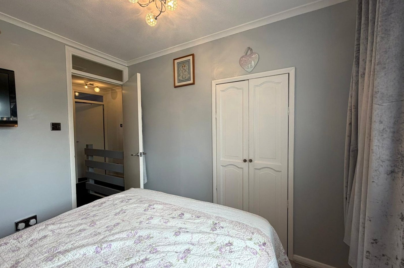 2 bedroom house for sale in Gravesend | Robinson Michael & Jackson