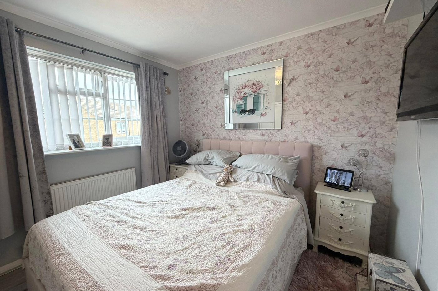 2 bedroom house for sale in Gravesend | Robinson Michael & Jackson