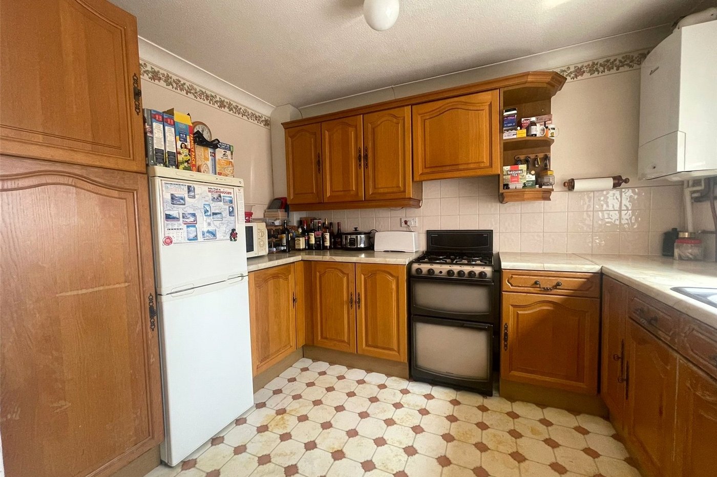 3 bedroom house for sale in Hever Court Farm | Robinson Michael & Jackson