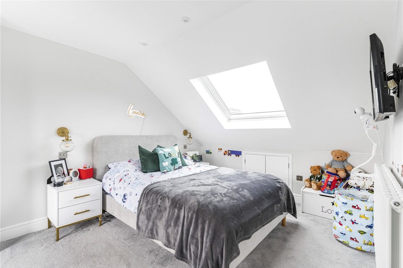 4 bedroom bungalow for sale in Orpington | Robinson Jackson