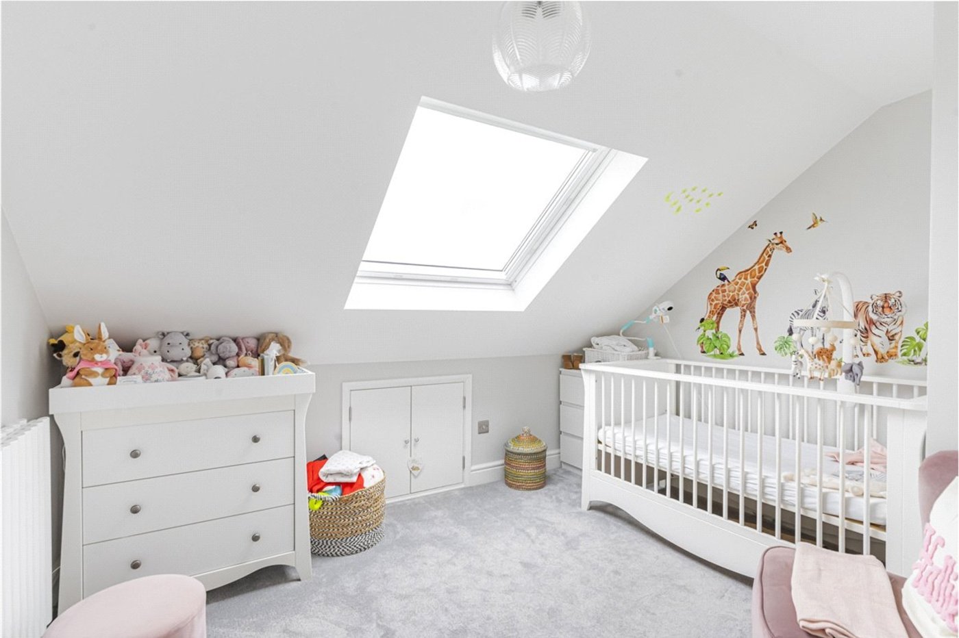 4 bedroom bungalow for sale in Orpington | Robinson Jackson