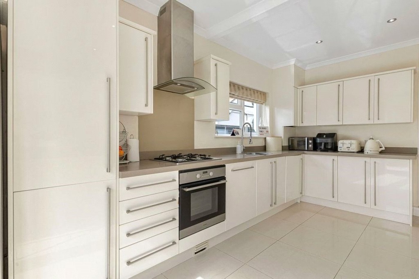 4 bedroom bungalow for sale in Orpington | Robinson Jackson