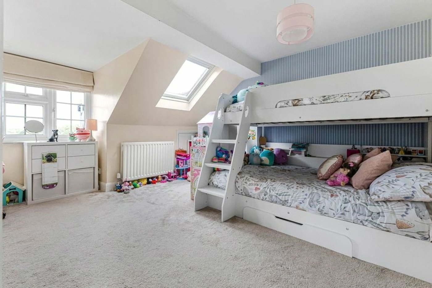 4 bedroom bungalow for sale in Orpington | Robinson Jackson