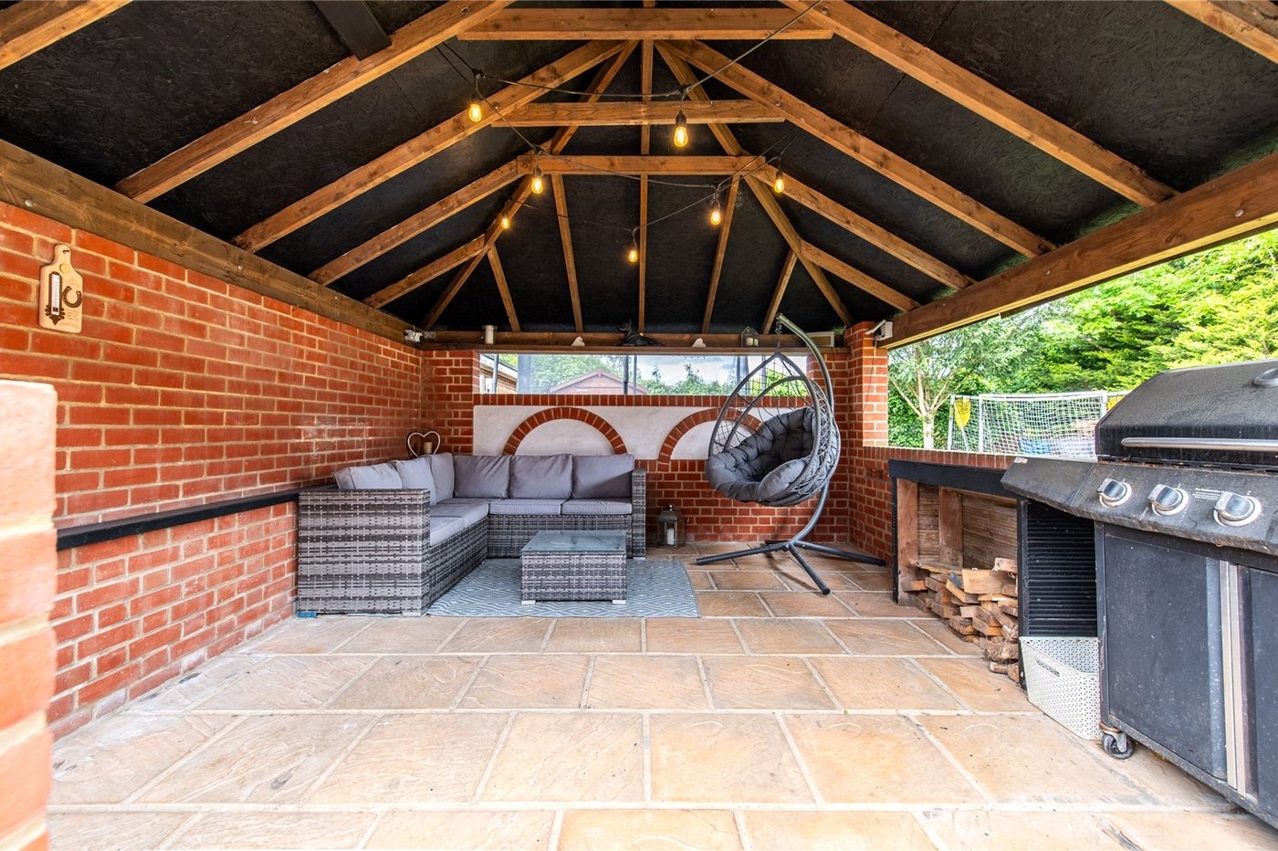 5 bedroom house for sale in Gravesend | Robinson Michael & Jackson