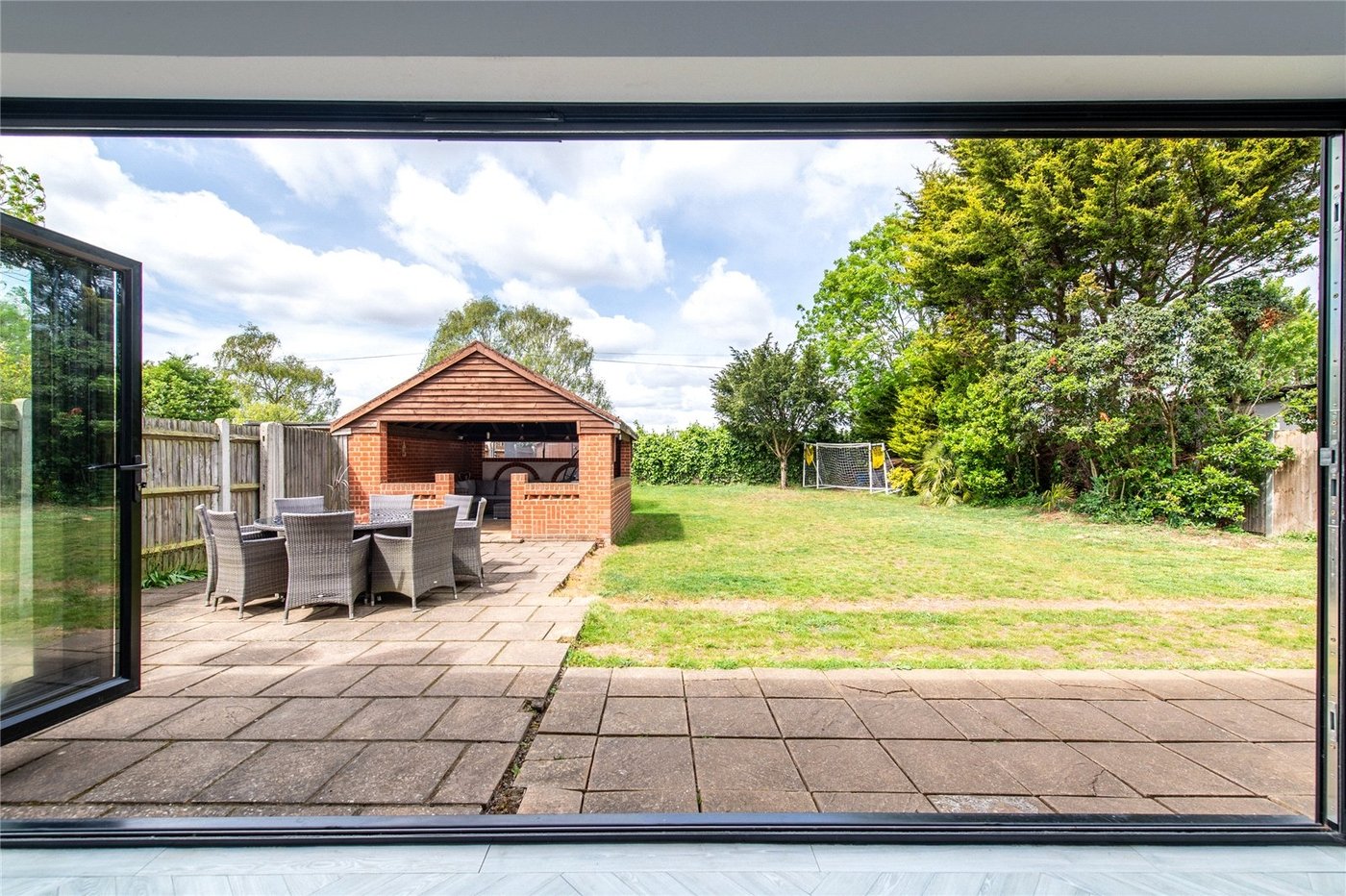5 bedroom house for sale in Gravesend | Robinson Michael & Jackson
