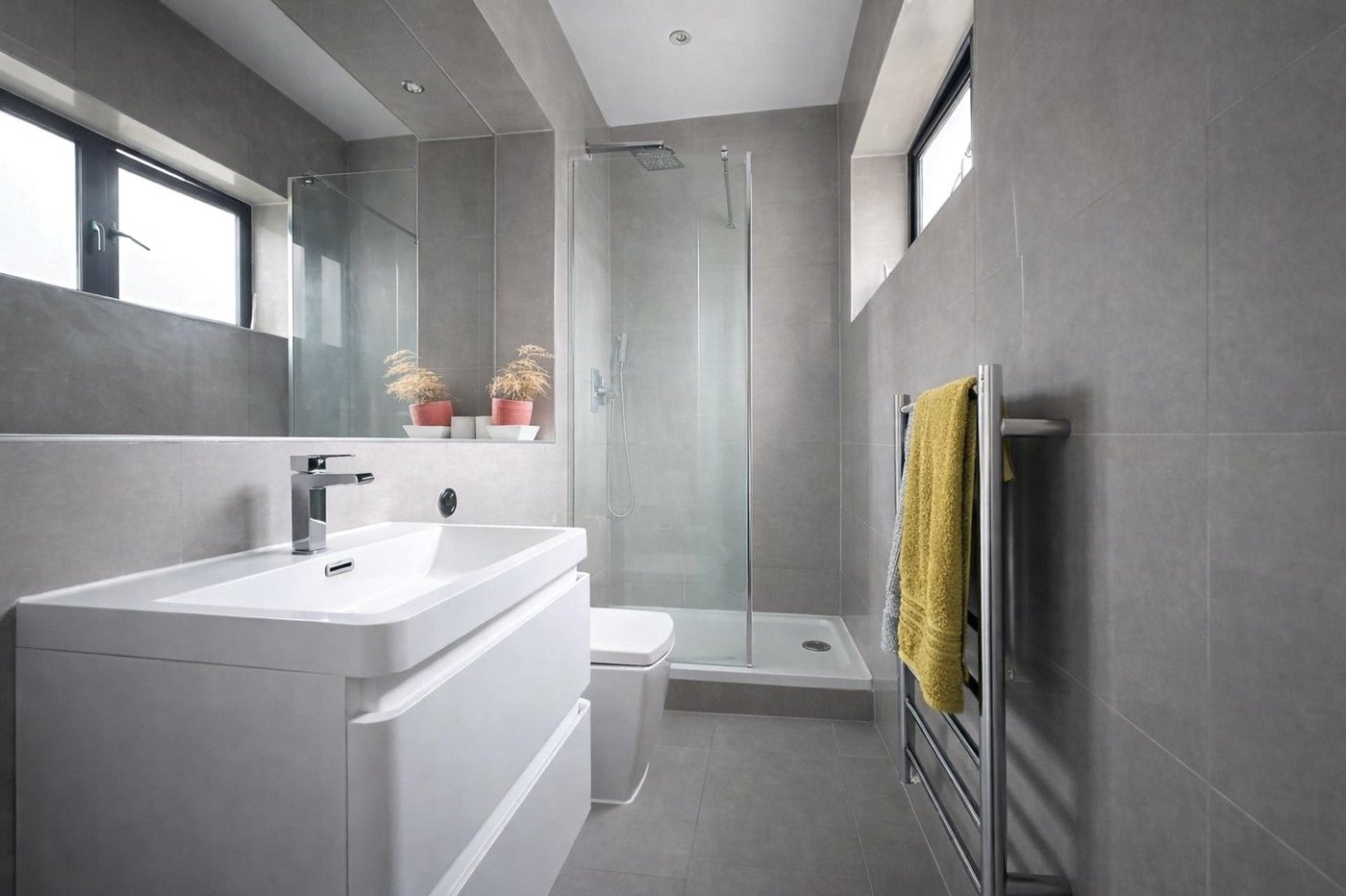 3 bedroom house for sale in London | Robinson Jackson