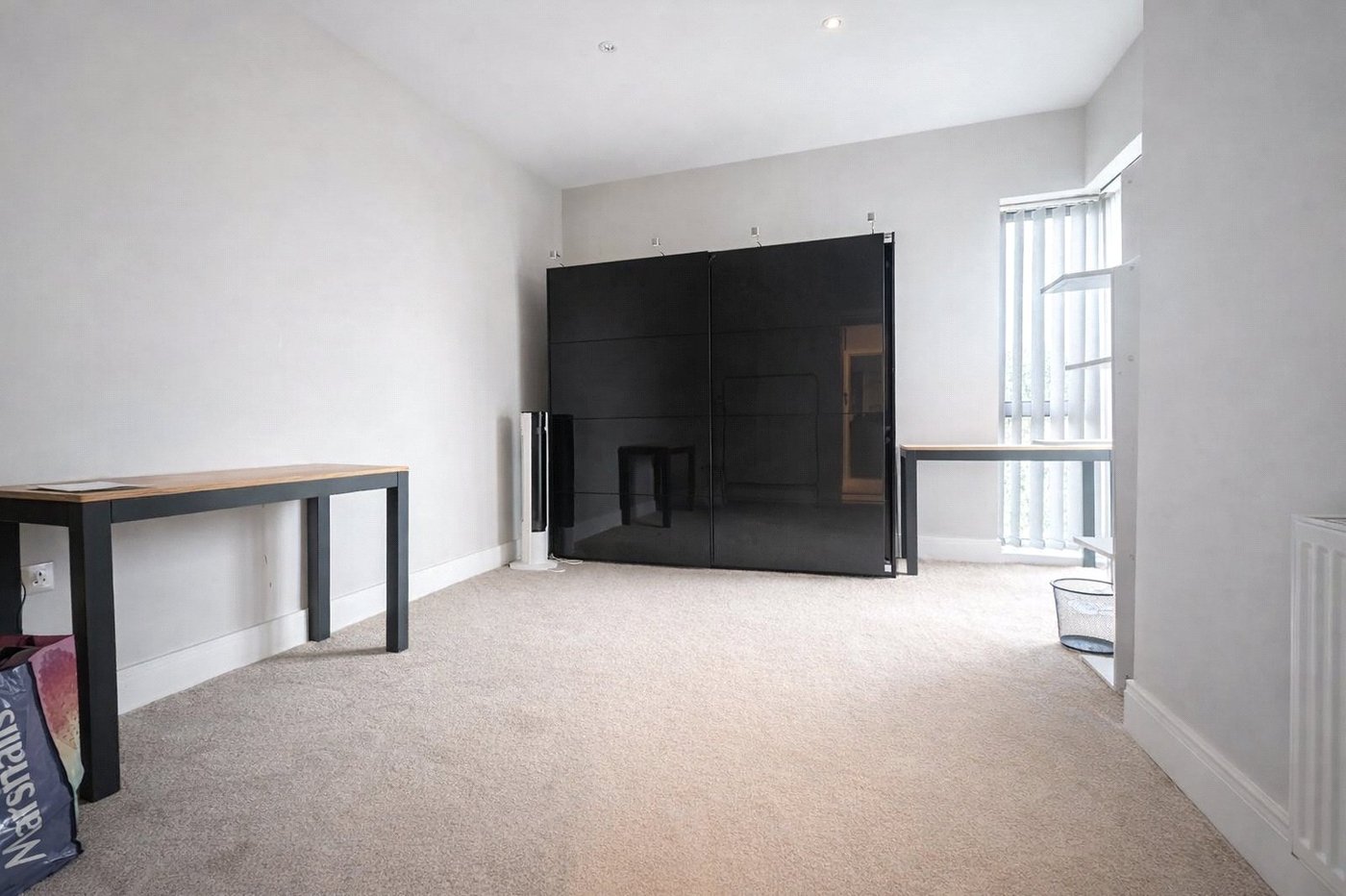 3 bedroom house for sale in London | Robinson Jackson