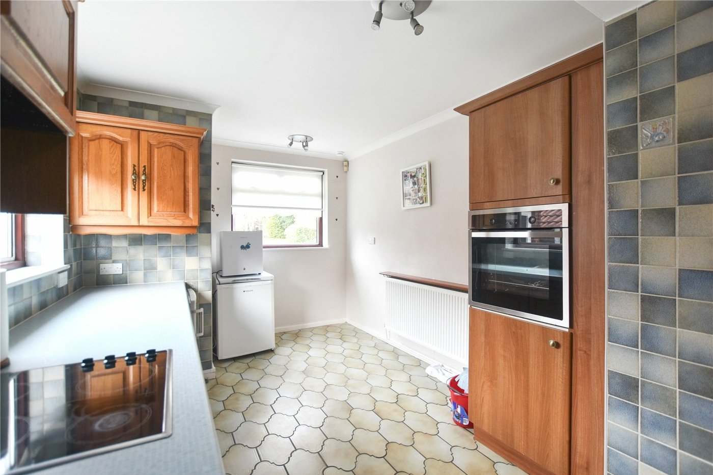 2 bedroom bungalow for sale in Bexley | Robinson Jackson