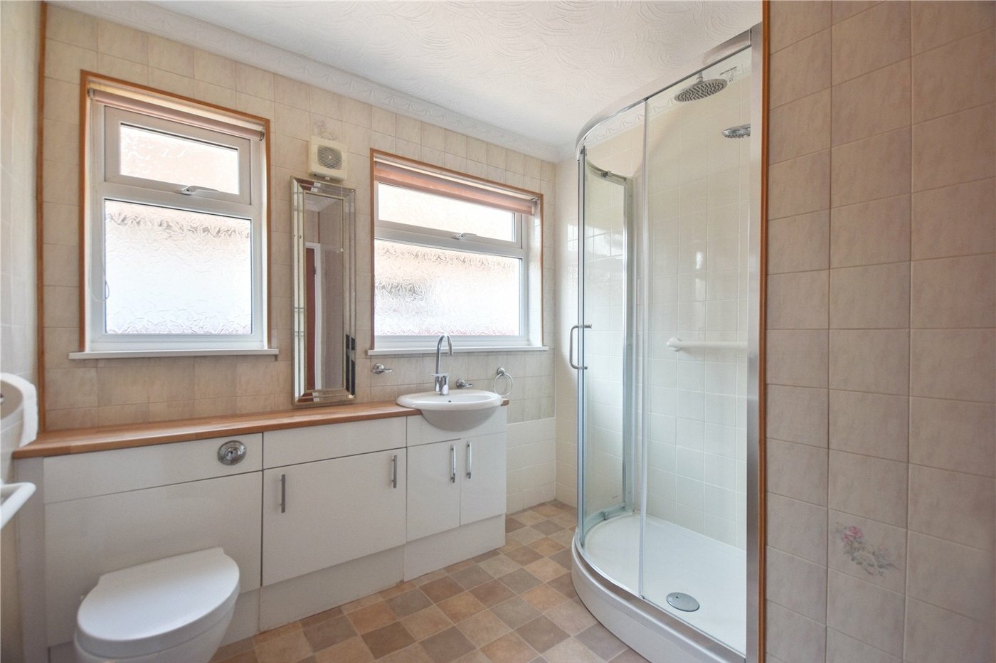 3 bedroom bungalow for sale in Bexley | Robinson Jackson