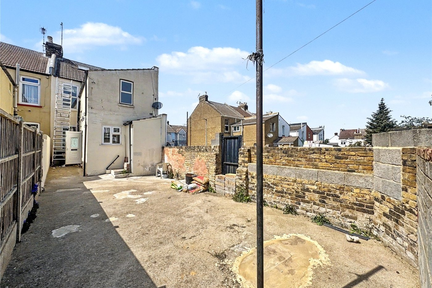 3 bedroom house for sale in Gillingham | Robinson Michael & Jackson