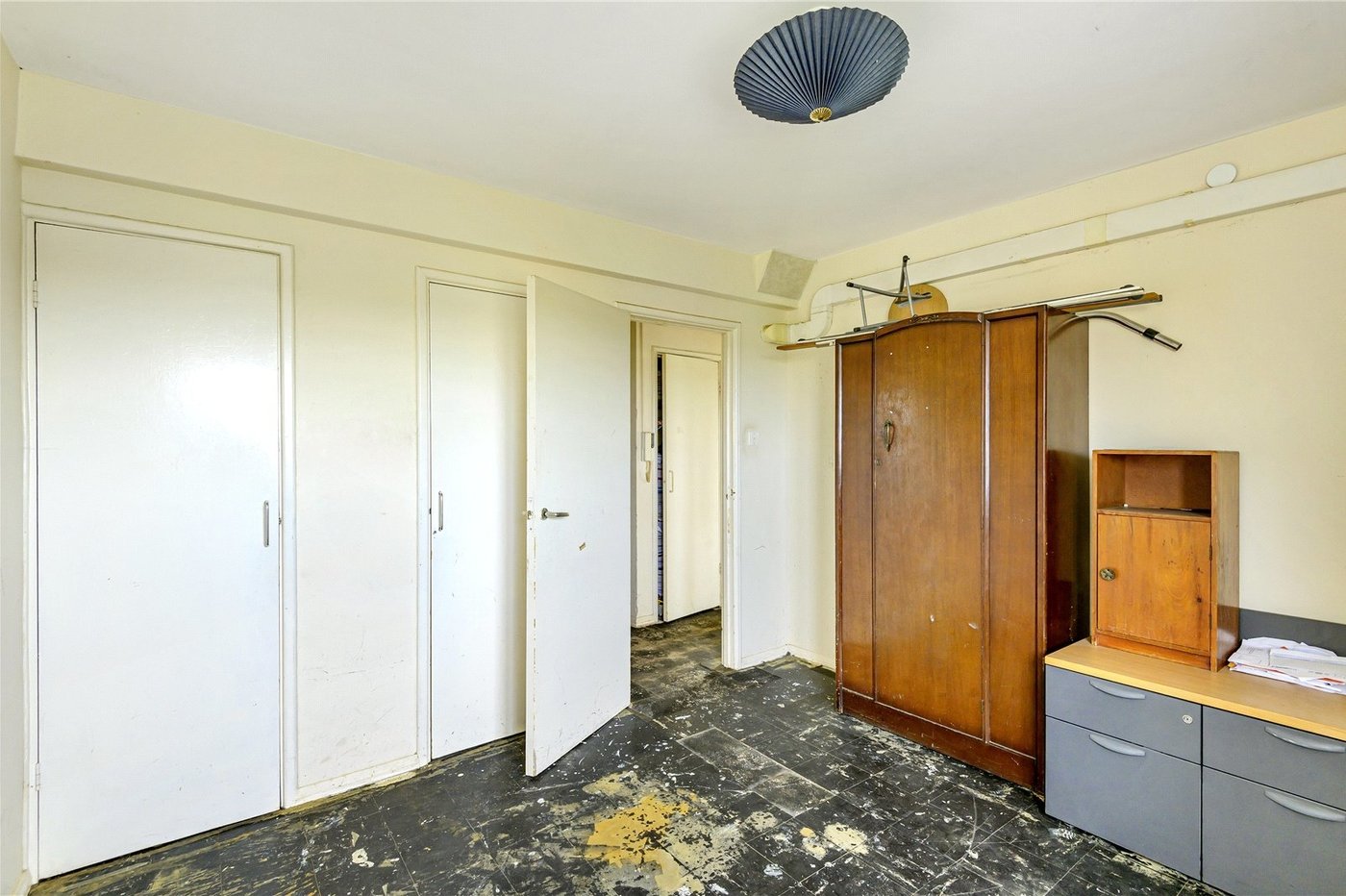 1 bedroom property for sale in London | Robinson Jackson