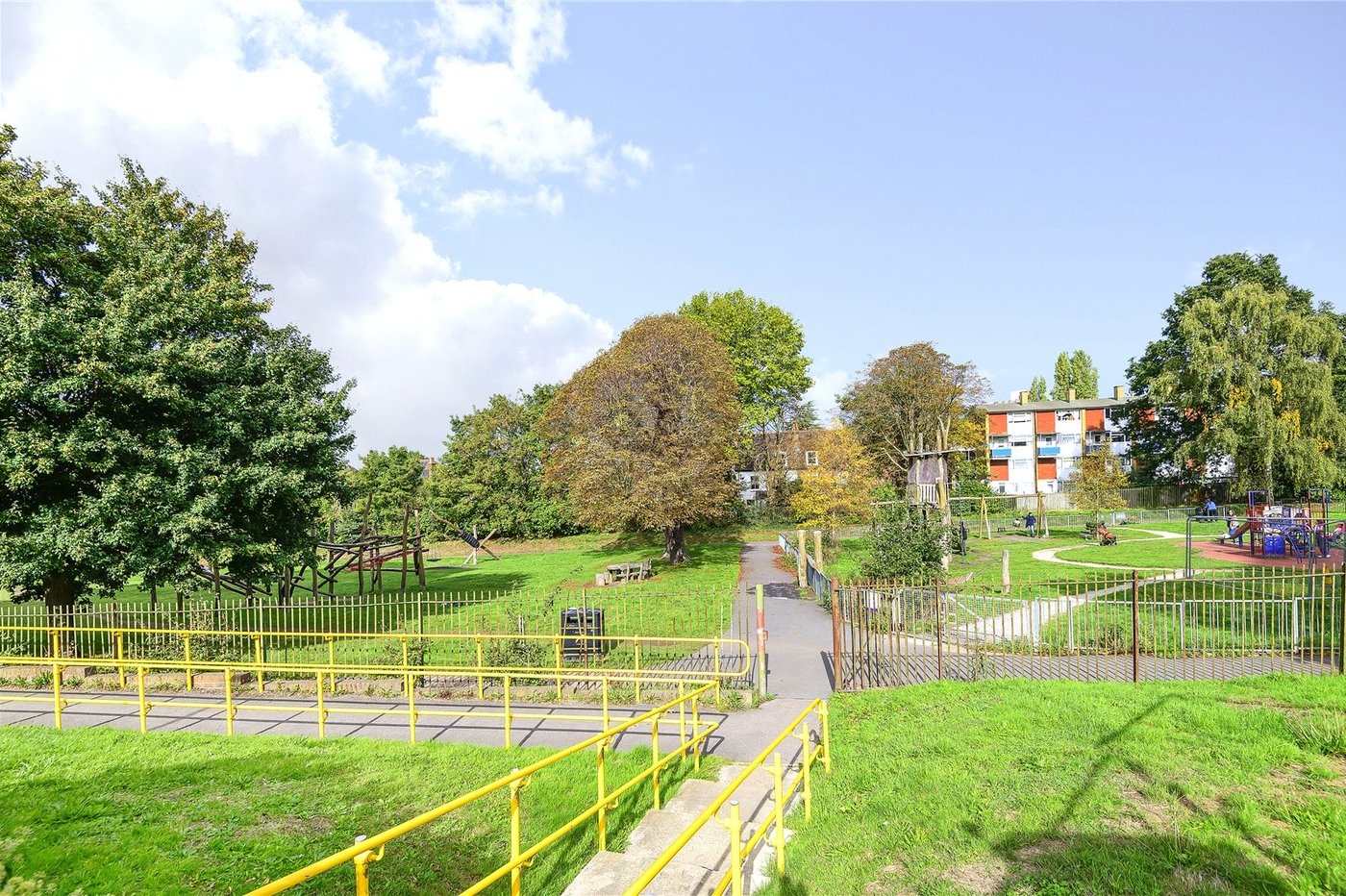 1 bedroom property for sale in London | Robinson Jackson