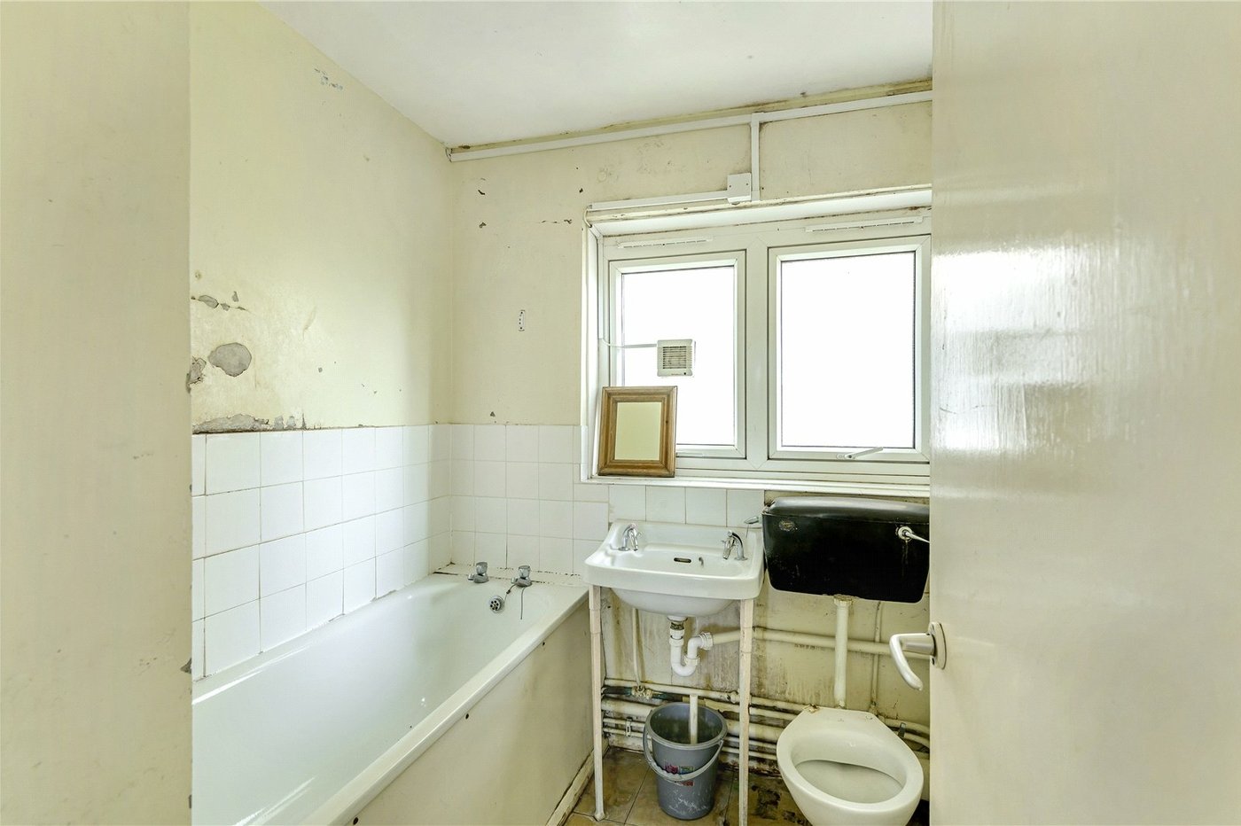 1 bedroom property for sale in  | Robinson Jackson